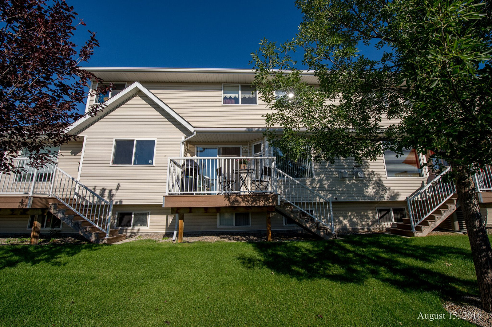 20 567 EDMONTON TRAIL AIRDRIE